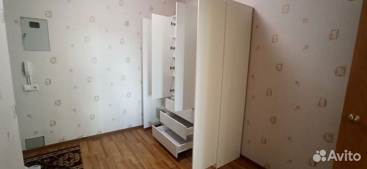 Шкаф распашной