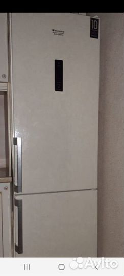 Холодильник hotpoint Ariston бу