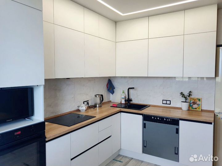 Кухня новая с установкой