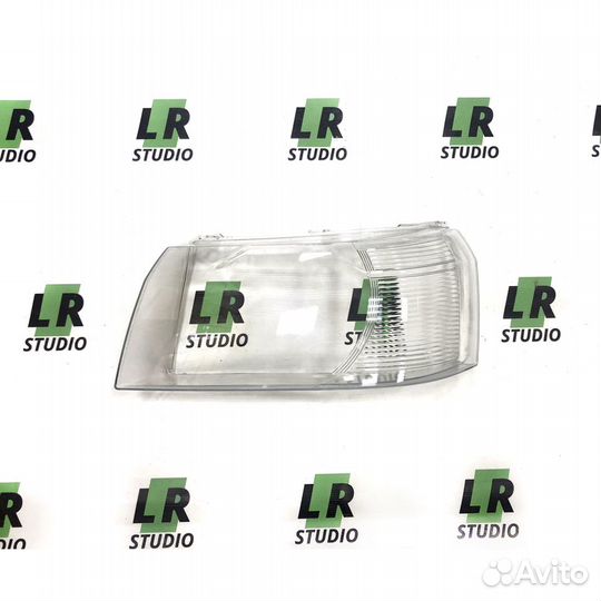 Стекло фары Freelander 2006-2010 левое