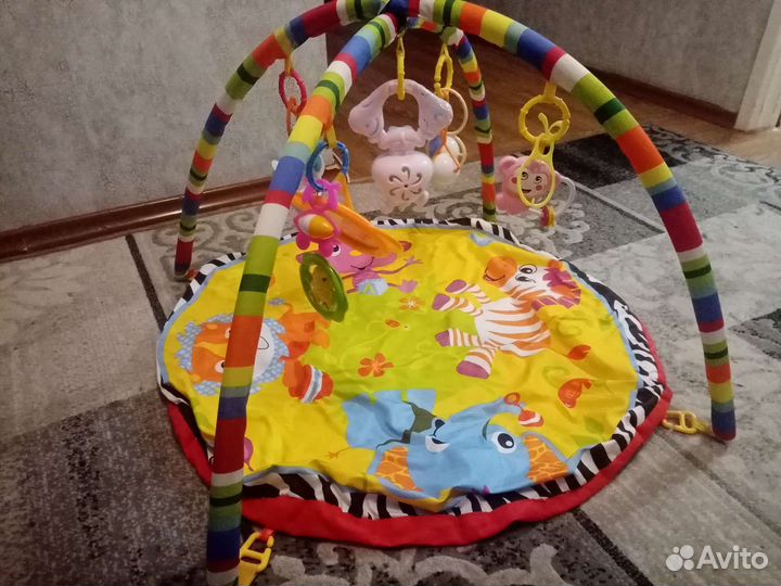 Развивающий коврик
