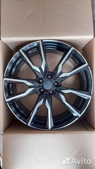 R20 RST R012 8.0/5x114.3x67.1/45 BD