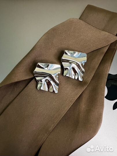 Серьги бижутерия