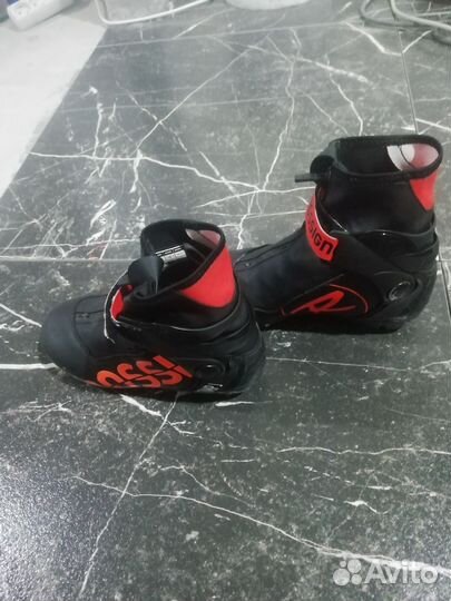 Лыжные ботинки rossignol