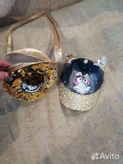 Кепка и сумка