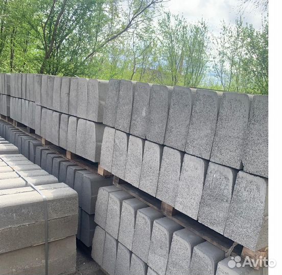 Бордюр дорожный 1000х300х150