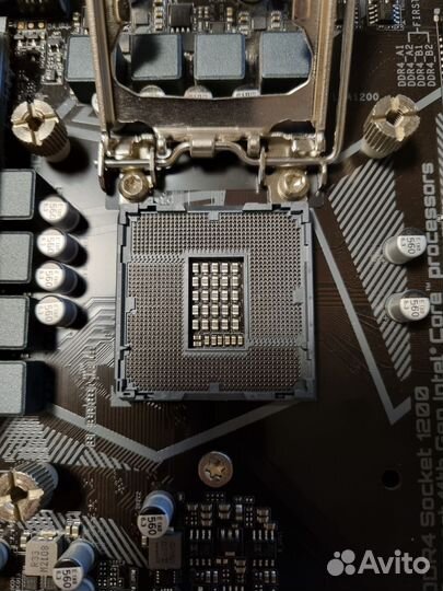 Материнская плата