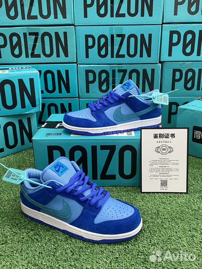 Nike Dunk Low SB Blue Raspberry Оригинал