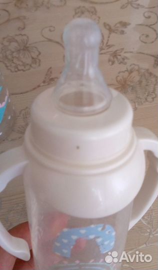 Поильник непроливайка и бутылочка