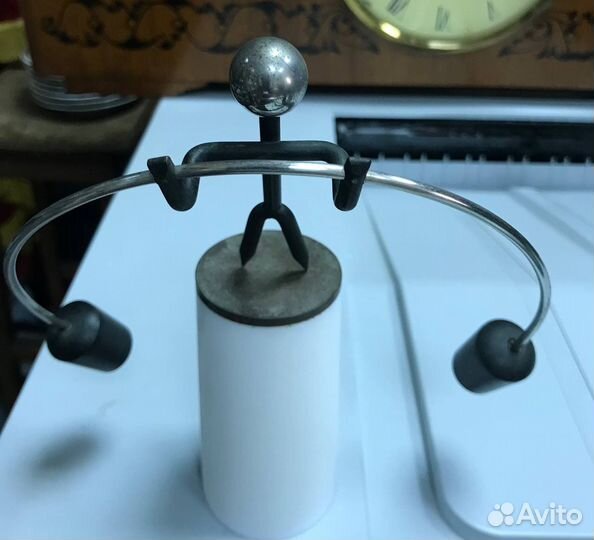 Штангист маятник