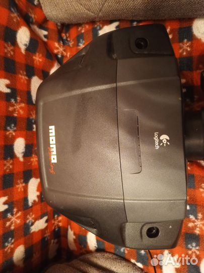 Игровой руль с педалями logitech Momo