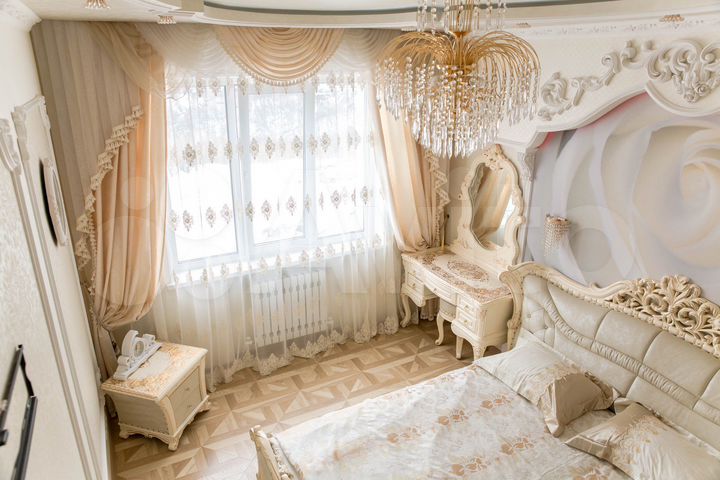 3-к. квартира, 120 м², 5/9 эт.