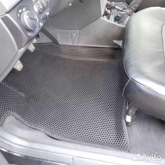 Водительский EVA коврик с бортами на Priora