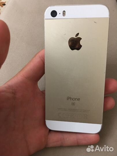 Телефон iPhone se