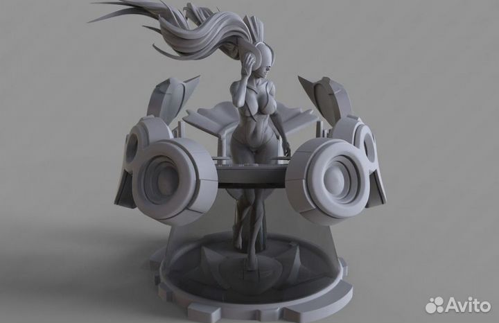 Фигурка Диджея