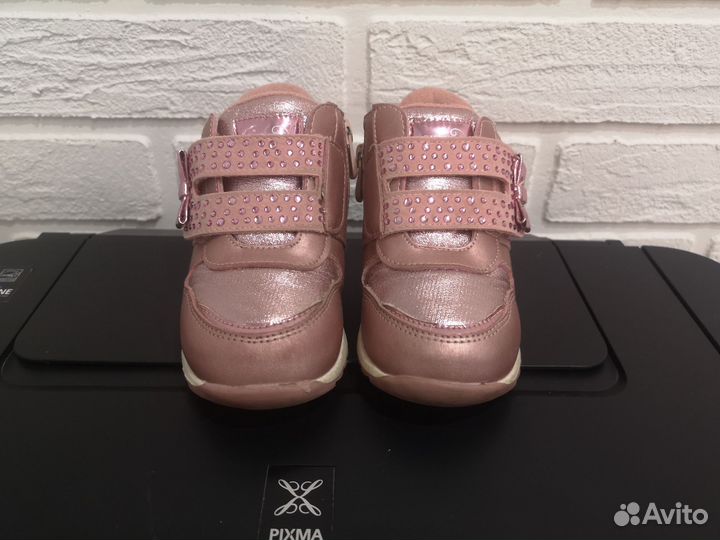 Ботинки для девочки