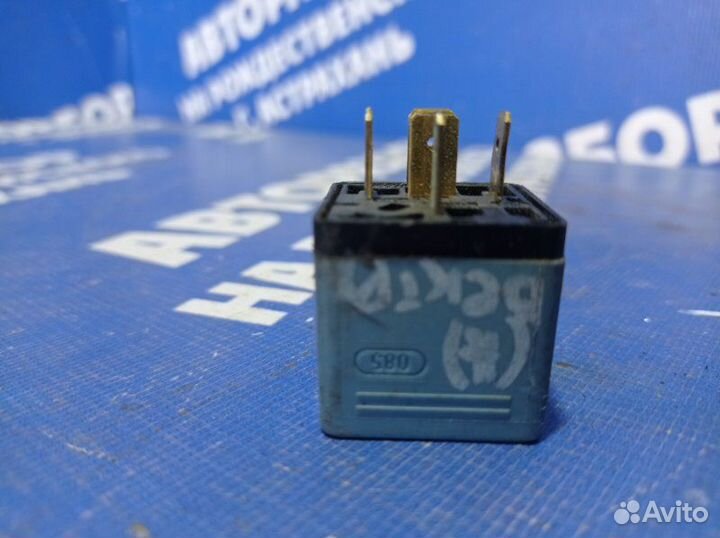 Реле Opel Vectra A седан 1987