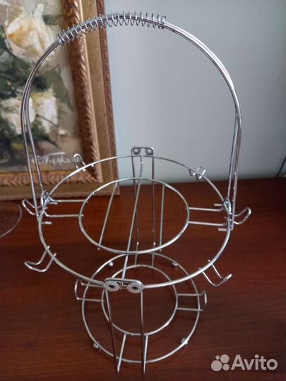 Посуда столовая и кухонные принадлежности