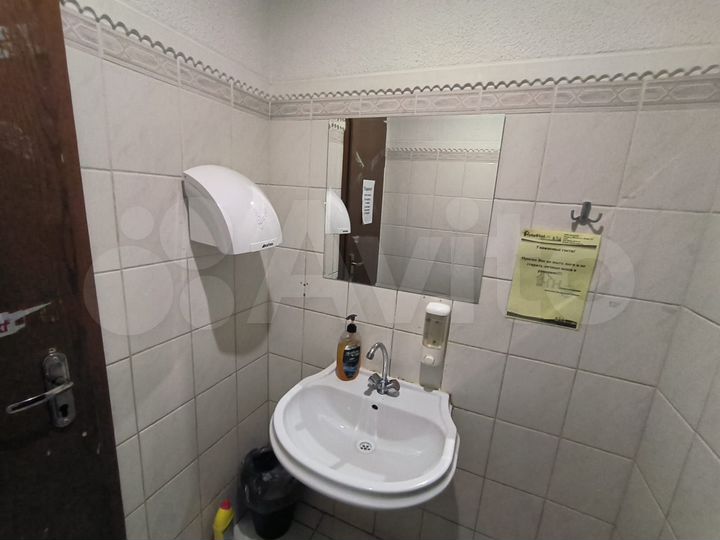 Комната 12 м², 1/4 эт.