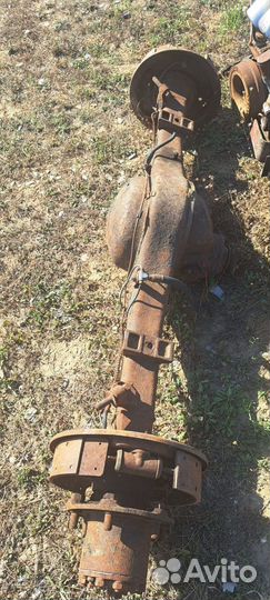 Задний мост газ 66