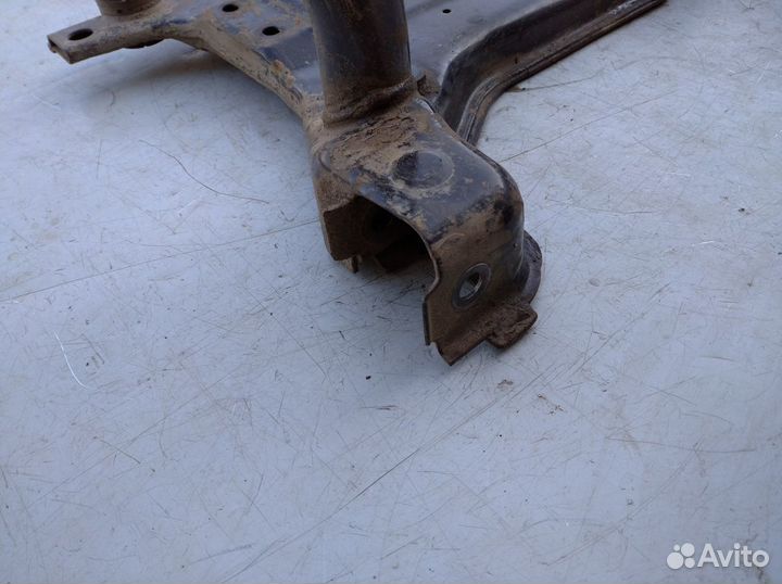 Подрамник Форд Фокус 2