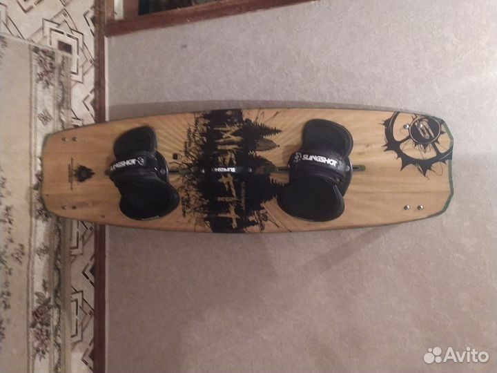 Slingshot misfit 136 см