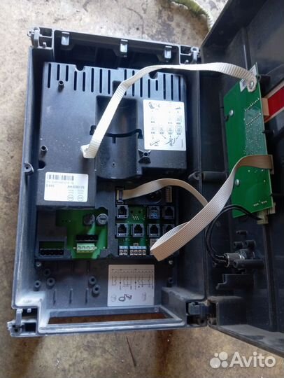 Пульт управления с приводом для секционных ворот