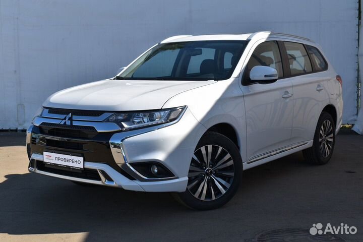 Mitsubishi Outlander 2.0 CVT, 2022