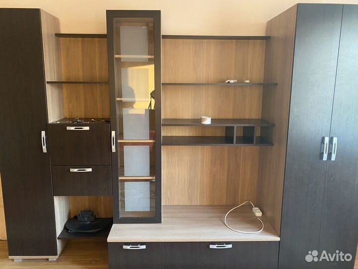 Стенка в гостиную