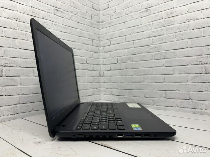 Свежий asus VivoBook MX110/ RAM 20/ SSD 500