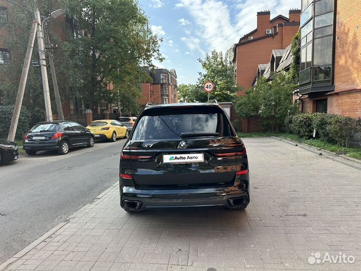 BMW X7 3.0 AT, 2023, 7 000 км