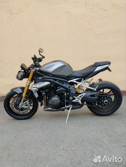 Triumph Speed Triple 1200 RS