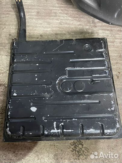 Продам Топливный бак на Волгу 3110 70л