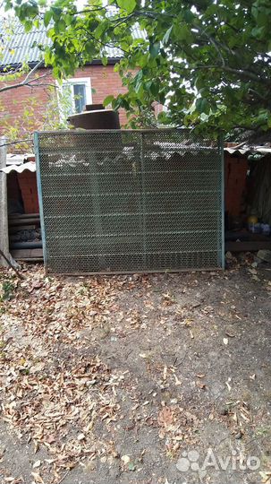 Продаю заборные секции