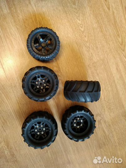 Колеса для Remo Hobby 1/16