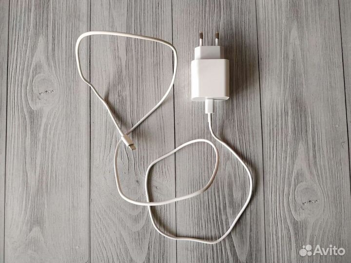 Быстрая зарядка на iPhone 20w