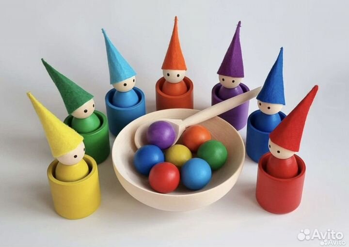 Сортер Монтессори гномики в стаканчиках