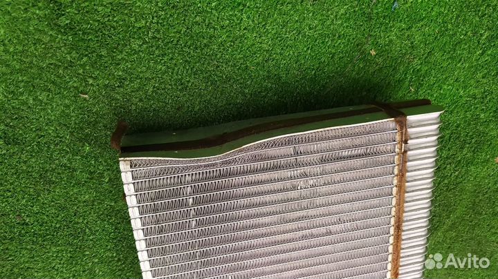 Радиатор печки Volvo V50 B5254T7 2011