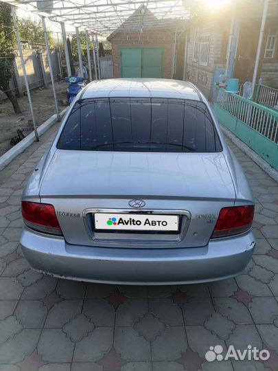 Hyundai Sonata 2.0 МТ, 2005, 296 000 км