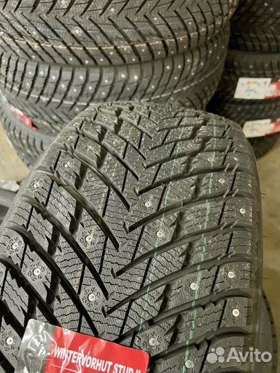 iLink Wintervorhut Stud II 245/40 R20 135T