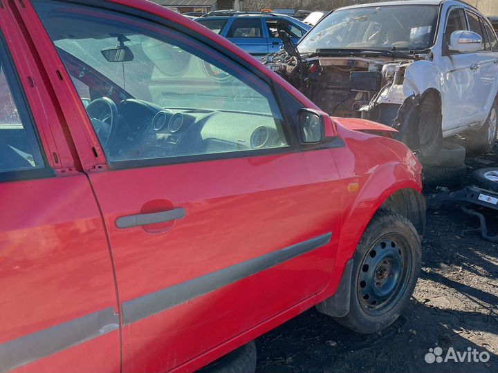 Форд фиеста дверь передняя правая