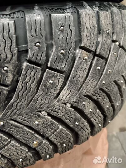 Michelin X-Ice North 4 225/45 R17 94T