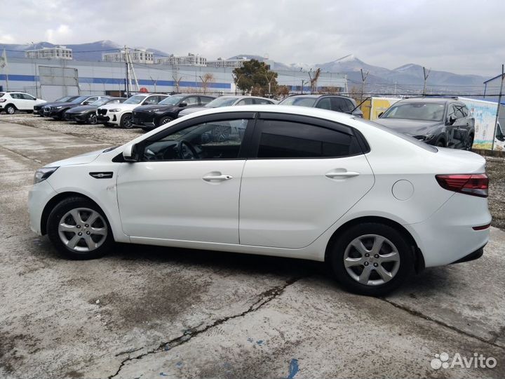 Kia Rio 1.6 AT, 2016, 183 000 км