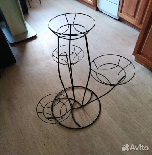 Стойка для цветов