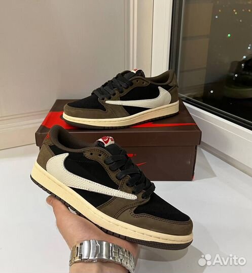 Кроссовки Nike Air Jordan 1 Low x Travis Scott