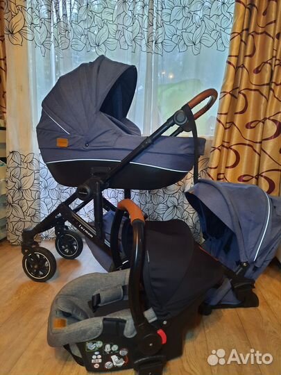 Детская коляска 3 в 1