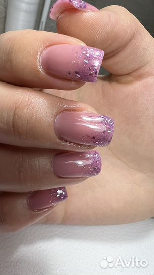 Маникюр с наращиванием, установка титановой нити