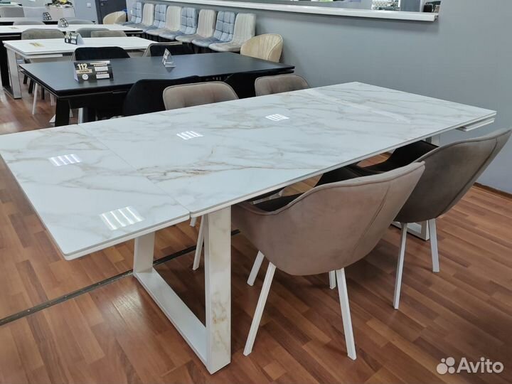 Кухонный стол из керамогранита
