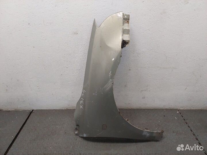 Крыло Toyota Avensis 2, 2005