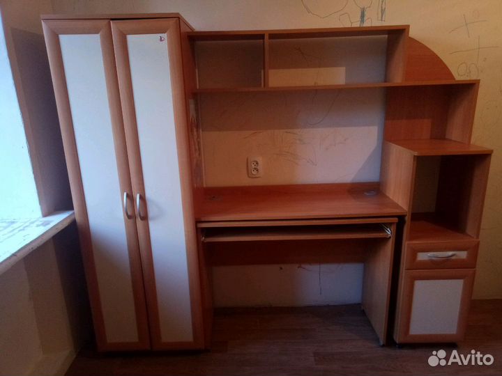 Стол+шкаф